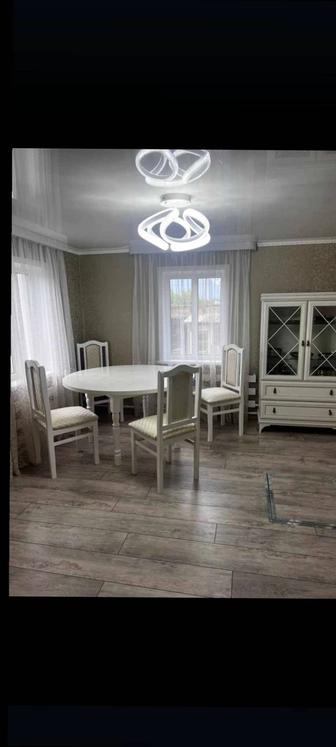 Поклейка обоев, галтелей и прочие услуги, уборка квартир после ремонтов