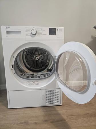 Продам Сушильный автомат Beko DF7412GA