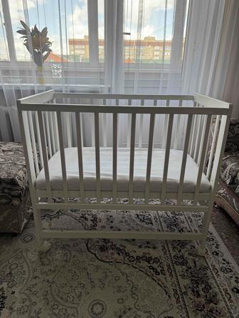 Продам кроватку детскую.