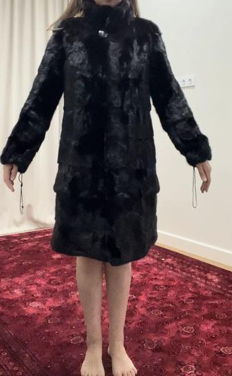 Продам норковую шубу