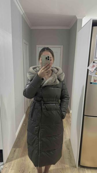 Продам зимний пуховик