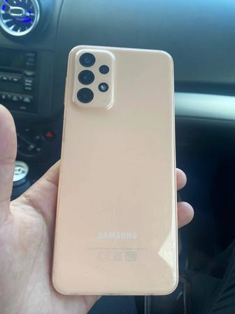 Продам телефон