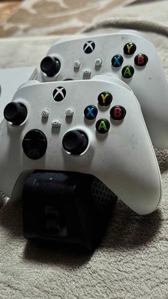 Продам Xbox series s 512gb