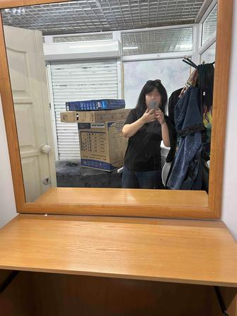 Зеркало для парикмахерской