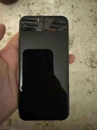 Продам Айфон