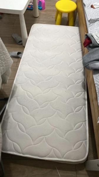 Матрацы детские в отличном состоянии