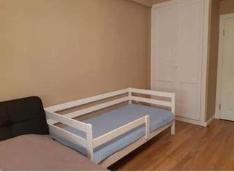 Кровать подростковая