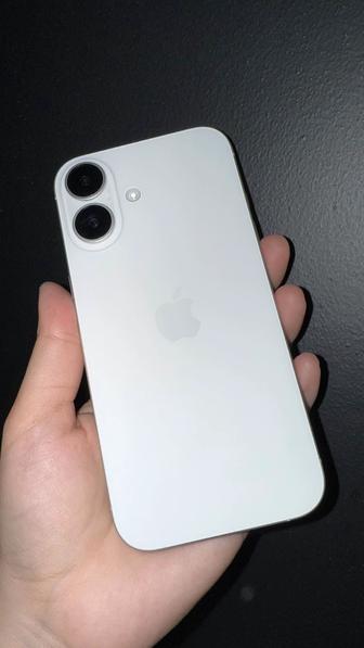 Продам IPhone 16