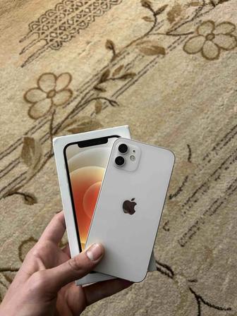 Продам айфон 12 128