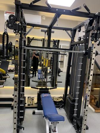 Многофункциональный силовой комплекс Smith Machine с кроссовером