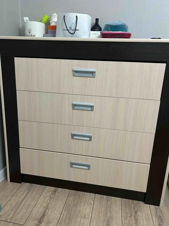 Комод продам