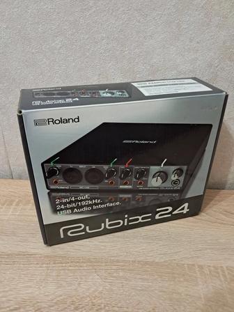 Профессиональная звуковая карта Roland Rubix 24