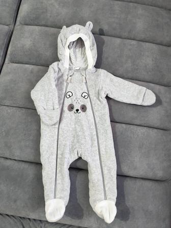 Продам детский комбинезон