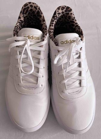 Кроссовки женские ADIDAS