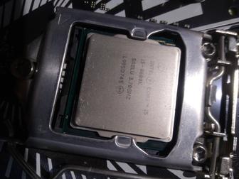Процессор i5 9600k с материнской платой.
