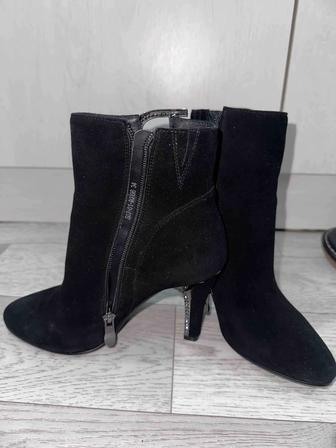 Сапоги замшевые