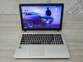 ASUS, 4-х ядерный, SSD 256Gb, RAM 4Gb, NVIDIA 810M 1Gb, в идеале