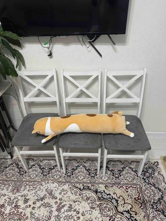 Продам стулья в скандинавском стиле