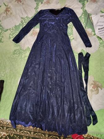 Платье вечернее