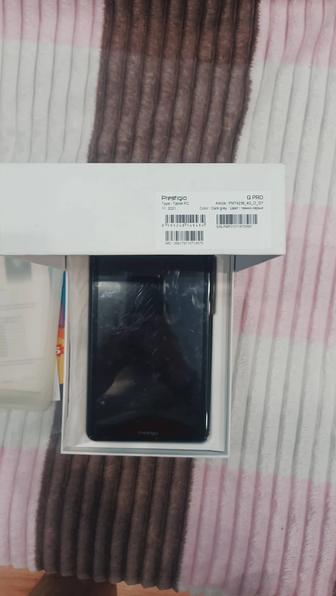 Планшет продаю на запчасти