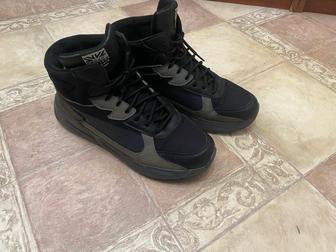 Мужские зимние кроссовки