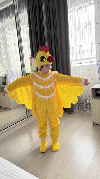 Продам костюм цыпленка