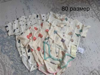 Комплект одежды из муслина для девочки.