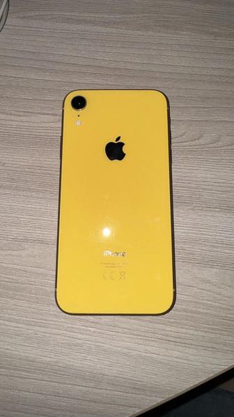 продам iPhone XR