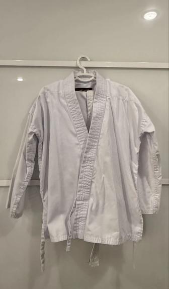 Продам кимоно с экипировкой