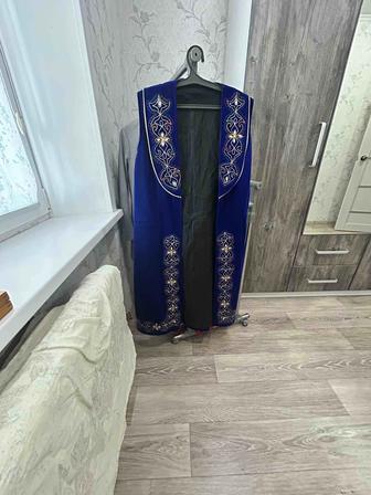 Срочно продам новую национальную жилетку