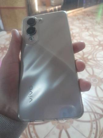 Телефон Vivo