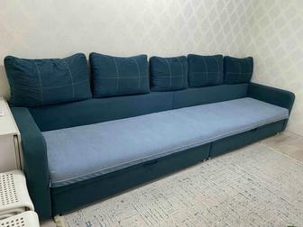 Продаю большой раскладной диван (4 метра)