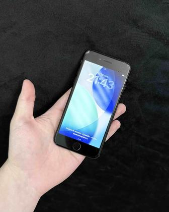 Продам Iphone SE 2 (64гб)