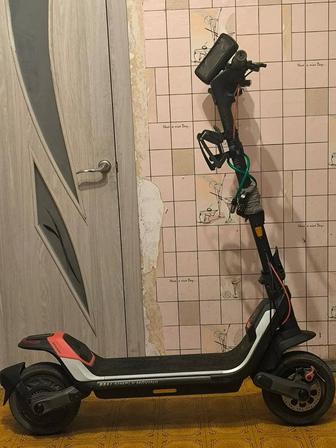 Продам электросамокат Segway Ninebot P100S, срочно, возможен торг