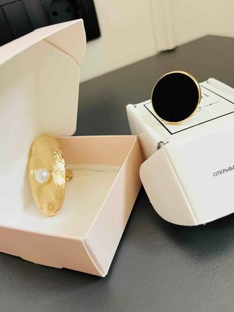 2 стильных кольца в идеальном состоянии