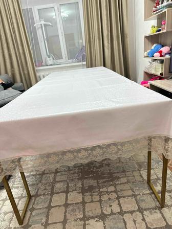 Прокат стола со скатертью без с стульев