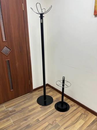 Продам вешалку, производство Италия