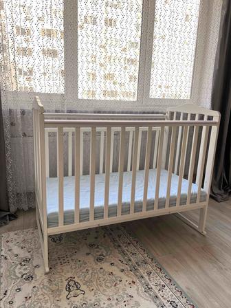 Продам кроватку новую!