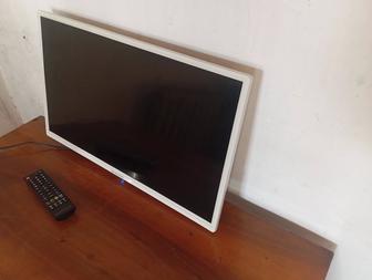 Продам телевизор Daewoo , диагональ 60 см .