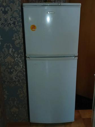 Продам холодильник.