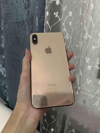 Продам IPhone XS Max