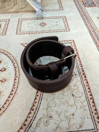 Продам тяжелоатлетический пояс кожаный