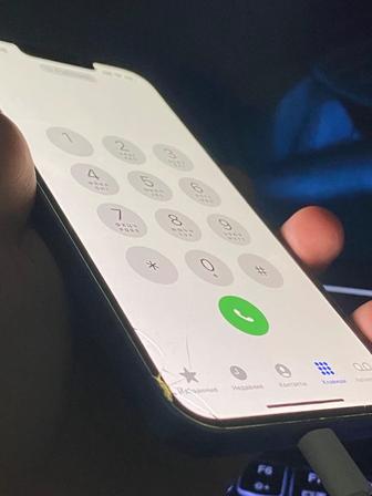 Продам айфон 13