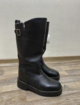 Продам новые зимние унты