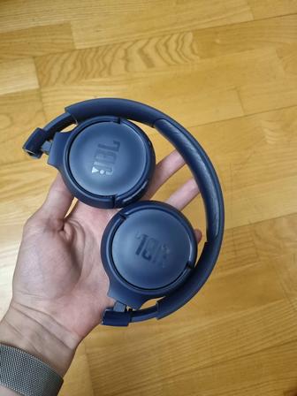 JBL TUNE 520BT беспроводные наушники