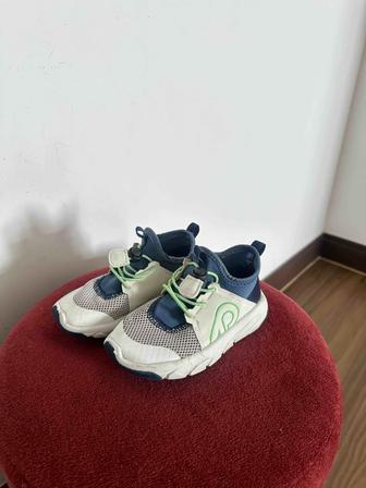 Легкие кроссовки от Reima