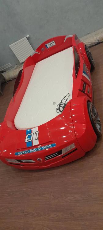 Детский машина кровать