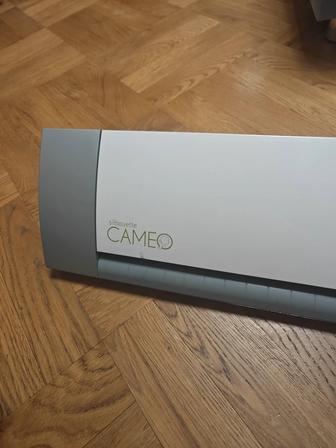 Silhouette CAMEO плоттер