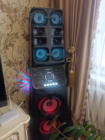 Продам музыкальную колонку. Срочно