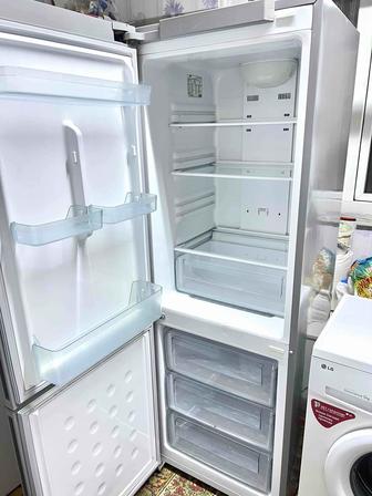 Продам Холодильник Машинку